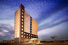 hoteles con resbaladilla baratos en Esq, Av Universidad, Jose Maria Pino Suarez, 86029 Villahermosa